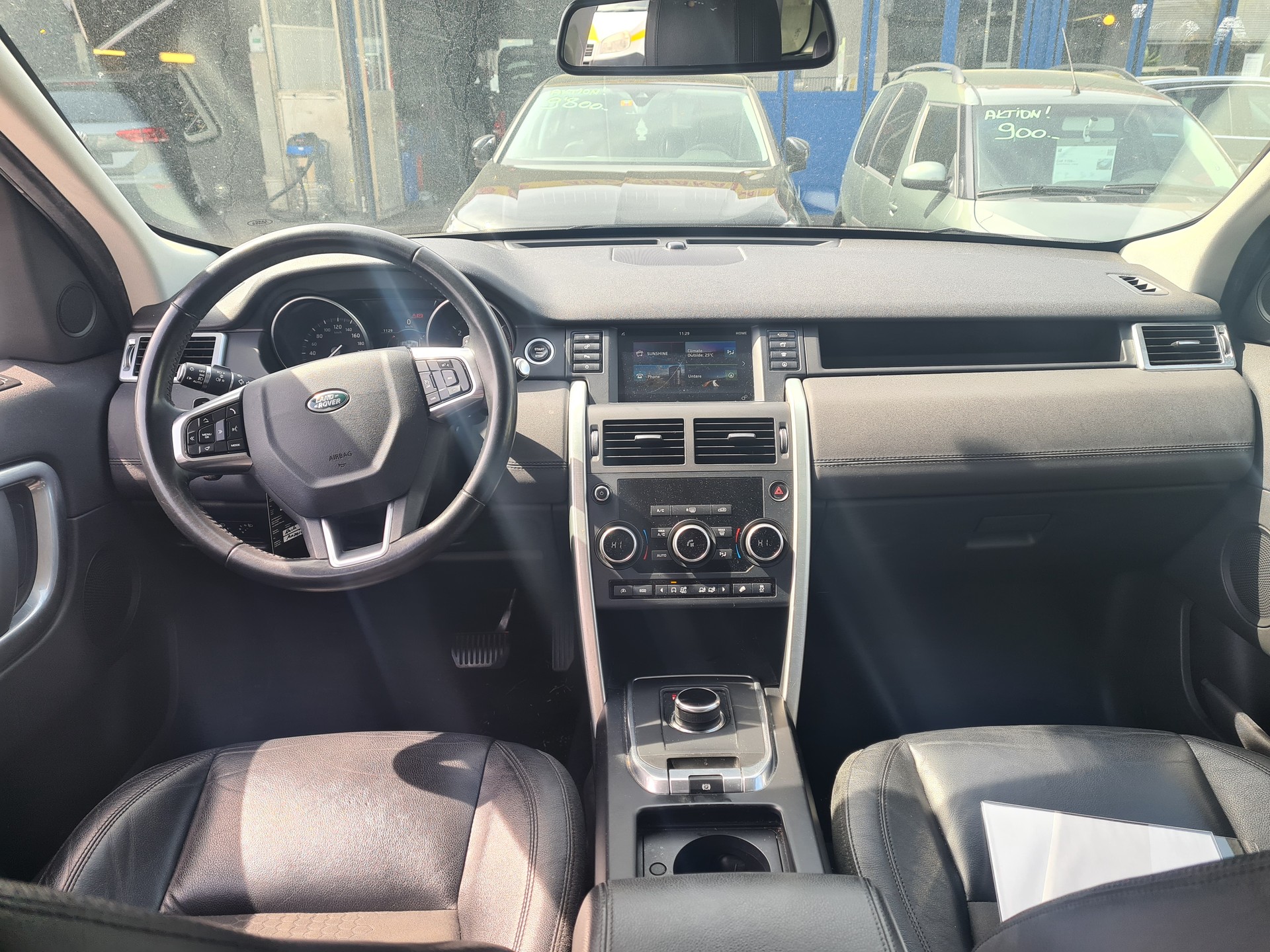 LAND ROVER Discovery Sport 2.0 TD4 SE AT9-image-8