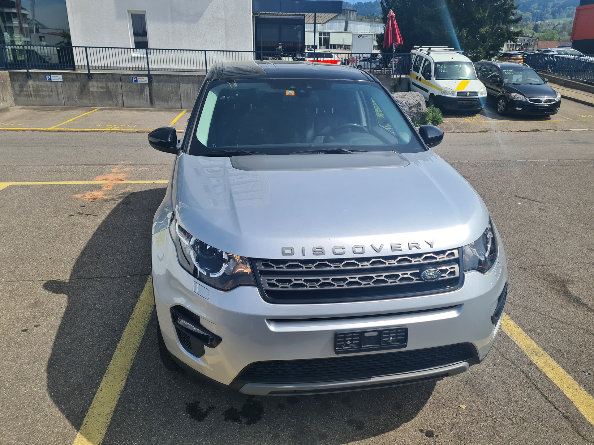 LAND ROVER Discovery Sport 2.0 TD4 SE AT9-image-1