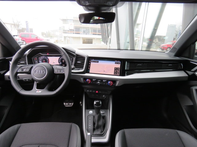 AUDI A1 allstreet 30 TFSI Attraction S-tronic Pfeilgrau Metallic-image-6