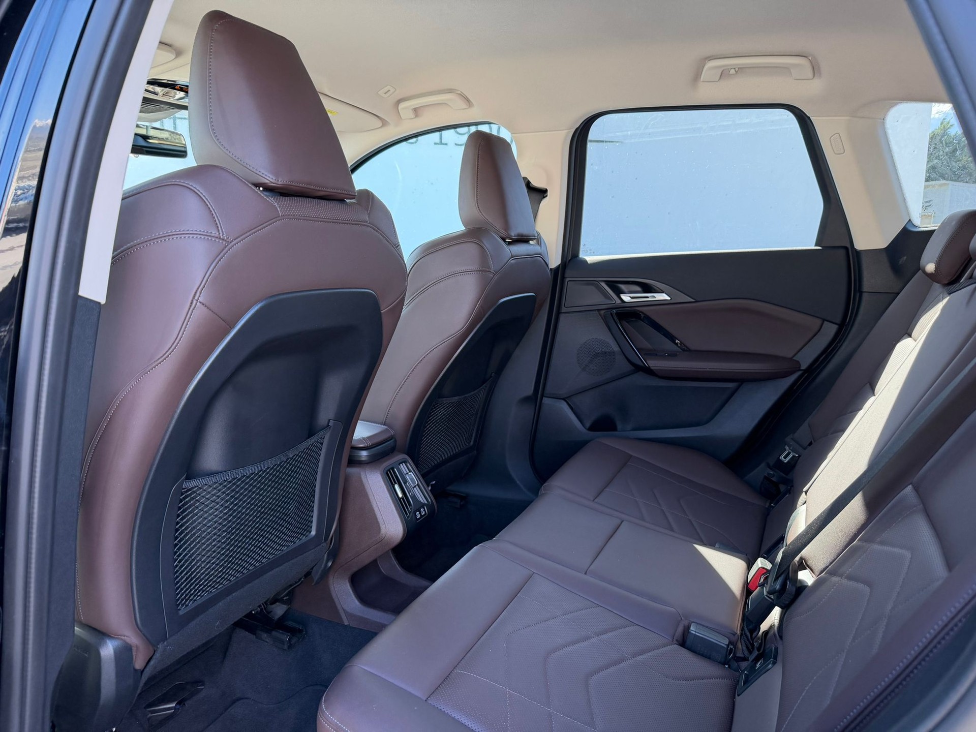 BMW X1 xDrive 23i 48V-image-7