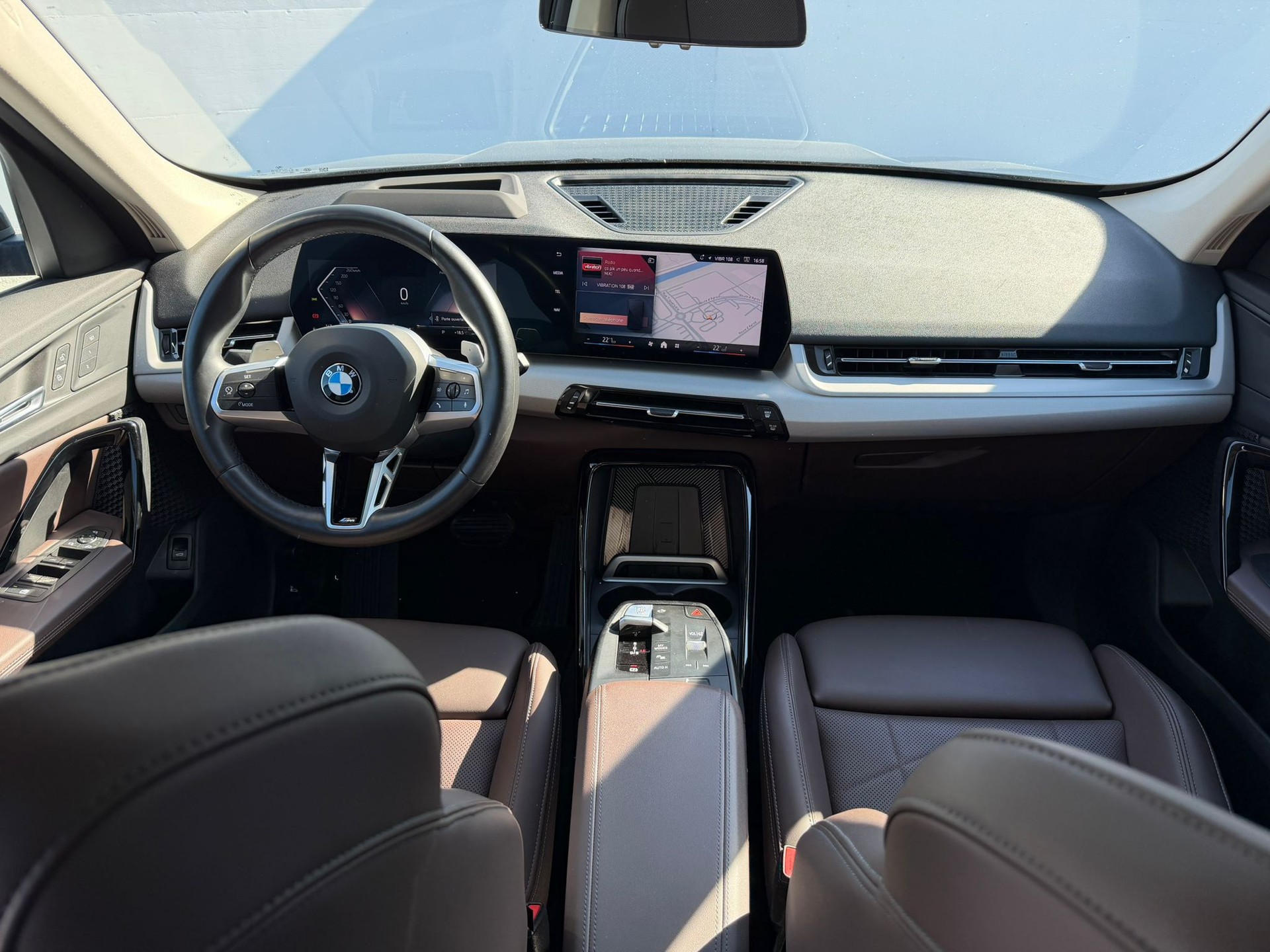 BMW X1 xDrive 23i 48V-image-6