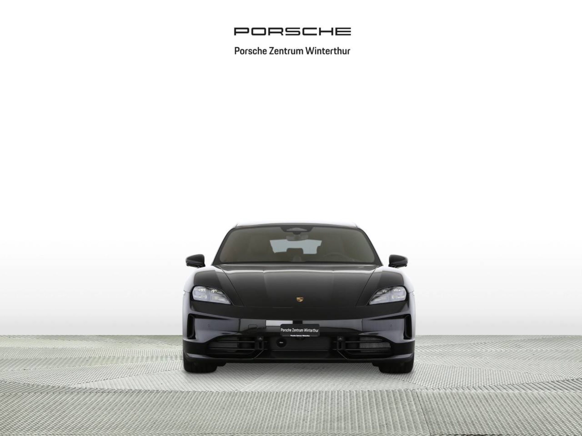 PORSCHE Taycan Sport Turismo Black Edition-image-5