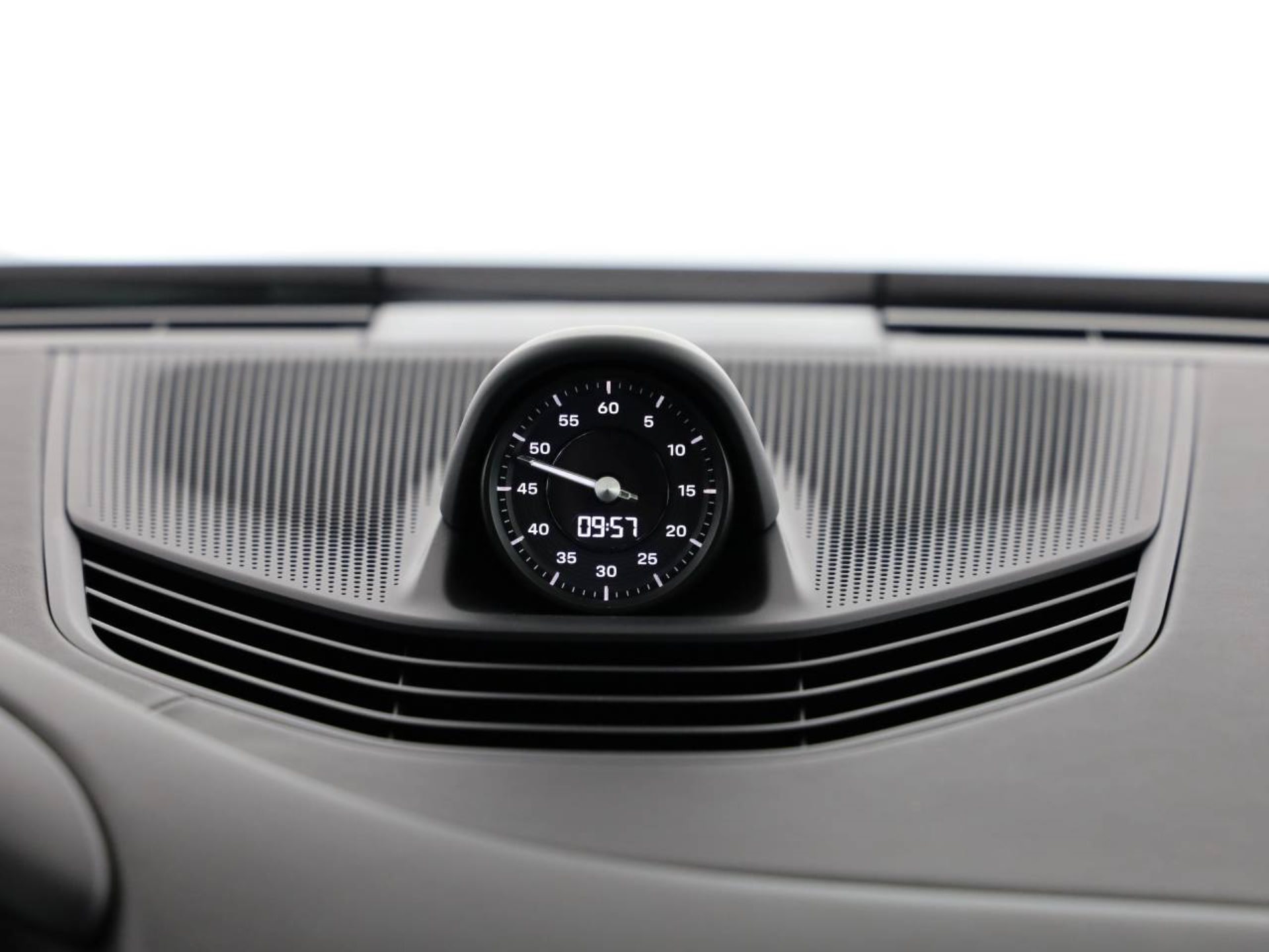 PORSCHE Taycan Sport Turismo Black Edition-image-14