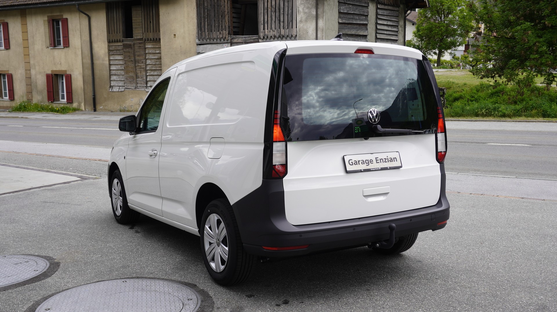 VW Cargo-image-9