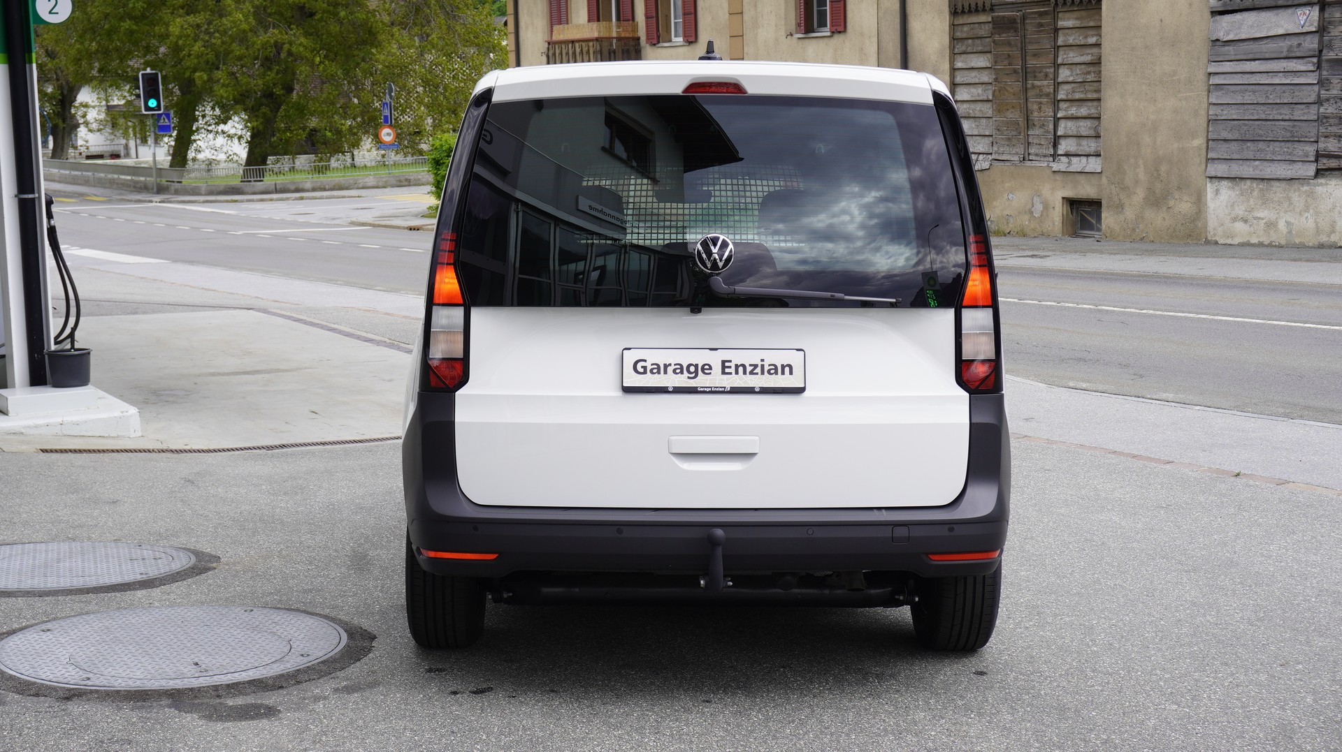 VW Cargo-image-8