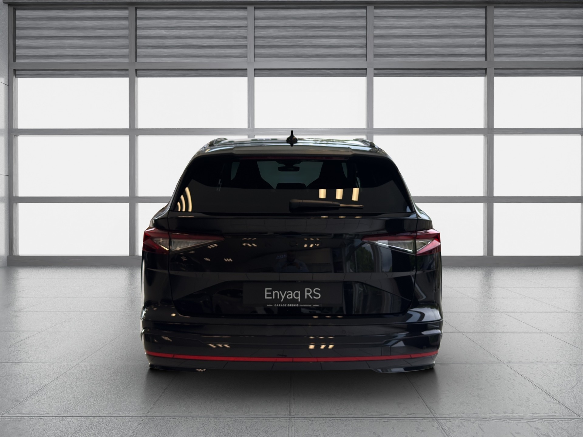 SKODA Enyaq 4x4 RS-image-4