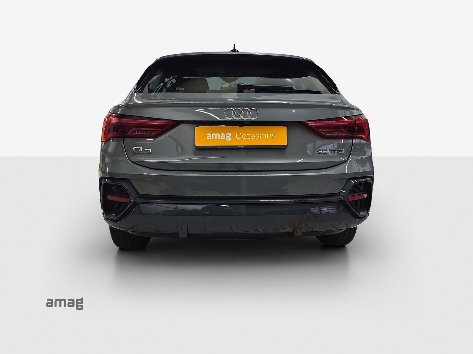 AUDI Q3 Sportback 35 TFSI Attraction S-tronic-image-3