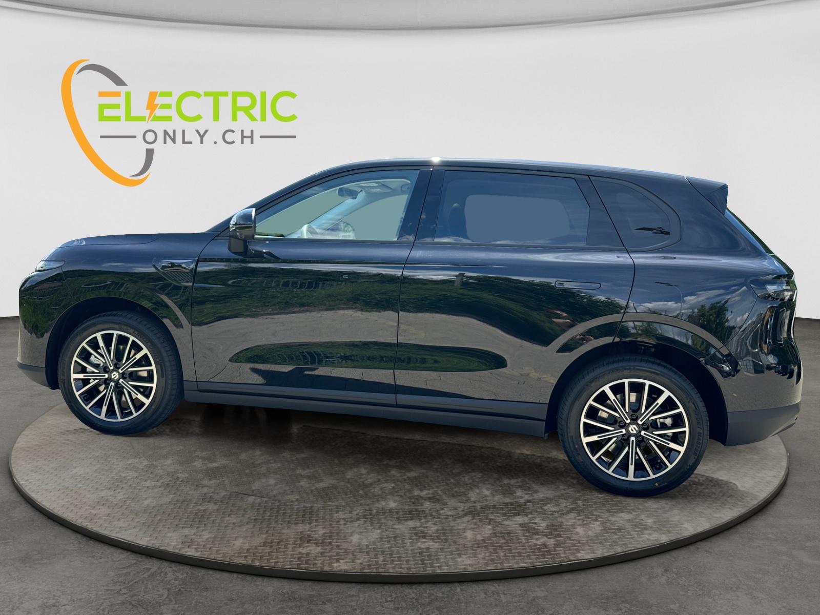 LEAPMOTOR B10 67.1kWh Design-showroom-element-1