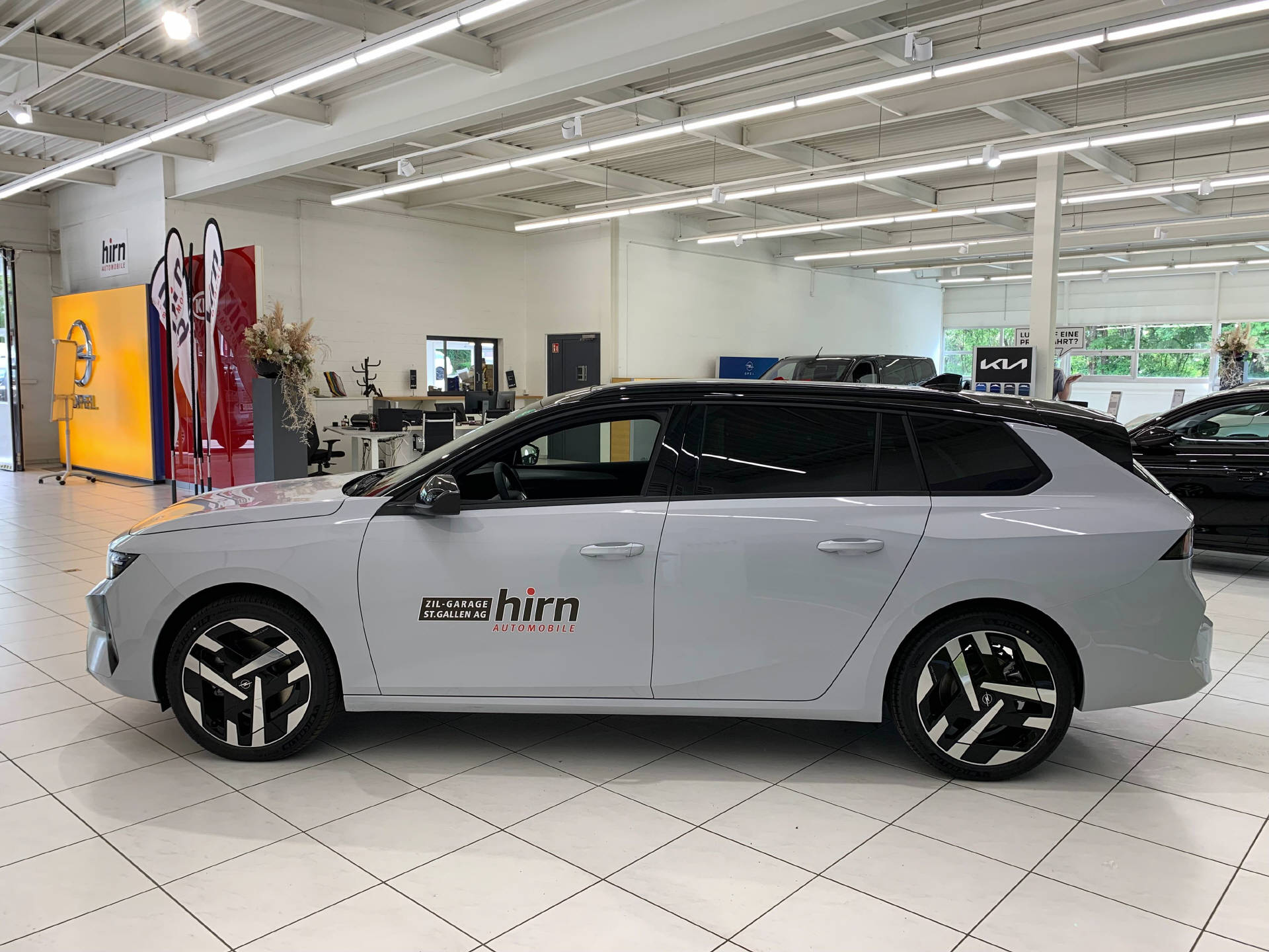 OPEL Astra-e Sports Tourer Ultimate-image-6