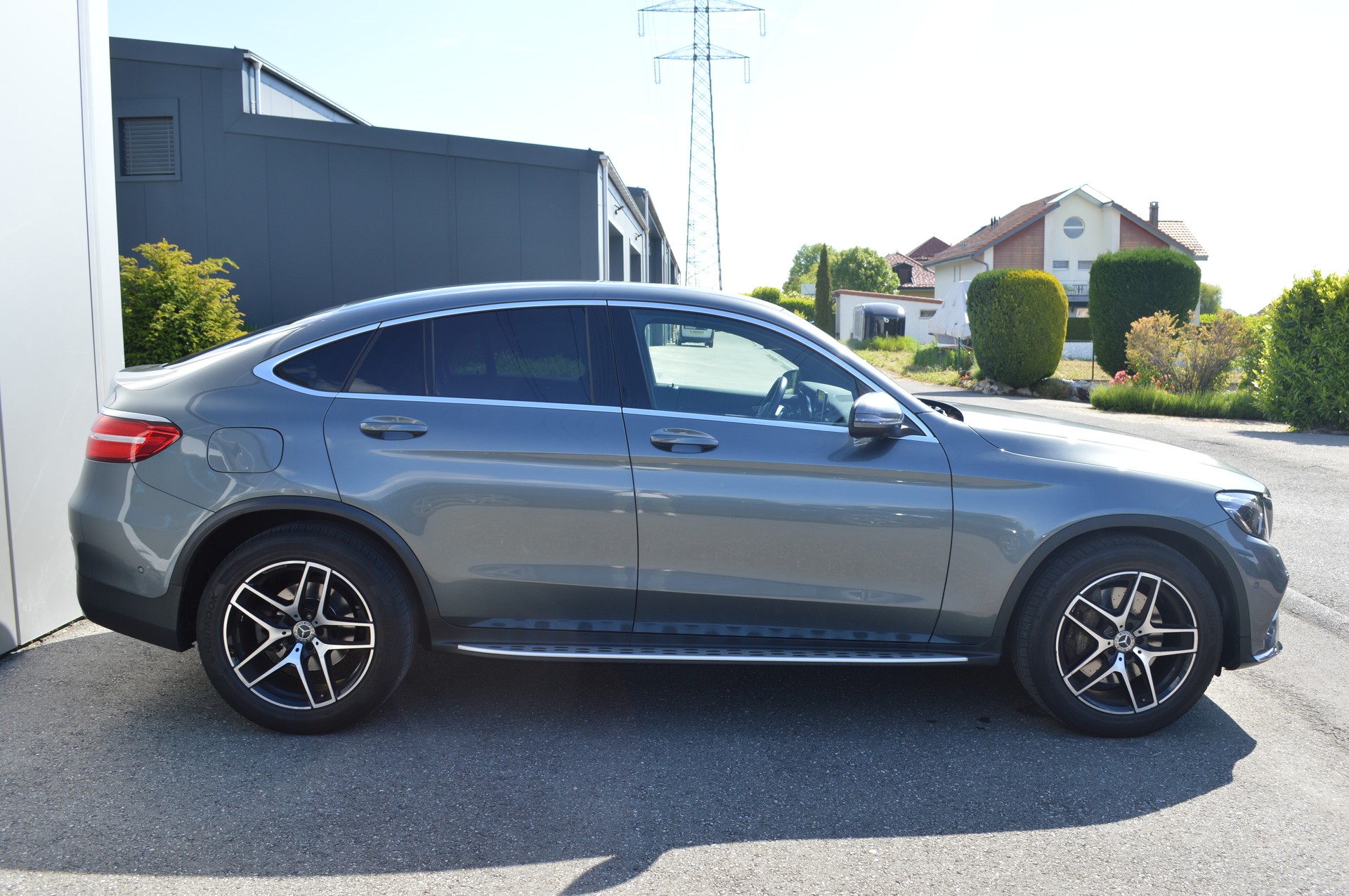 MERCEDES-BENZ GLC Coupé 250 AMG Line 4Matic 9G-Tronic-showroom-element-3