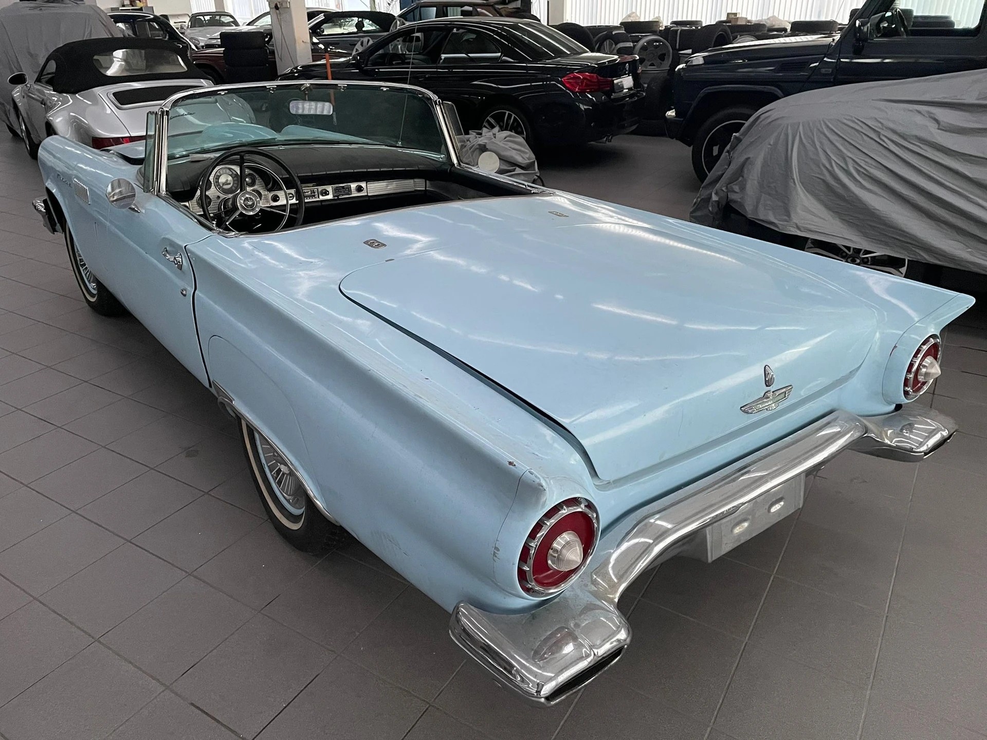 FORD Thunderbird-image-1