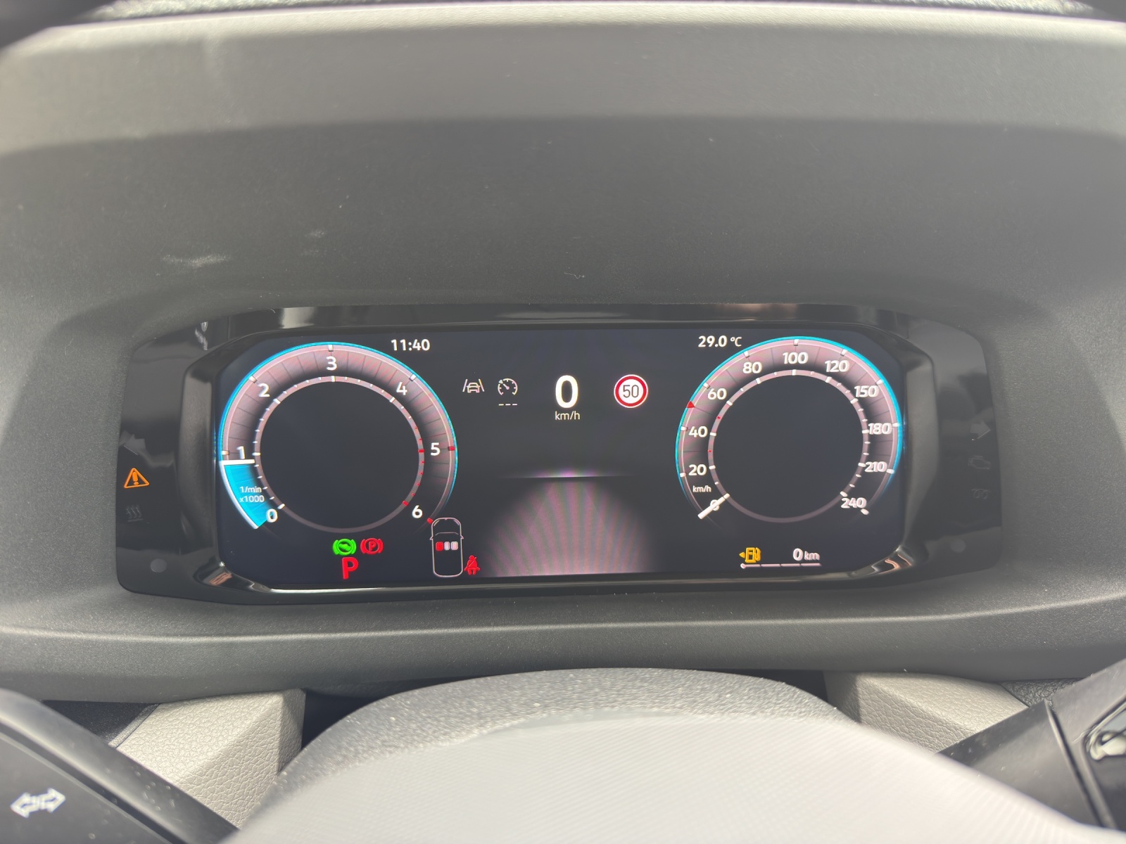 VW Crafter 35 2.0 BiTDI L3 4Motion A-image-9