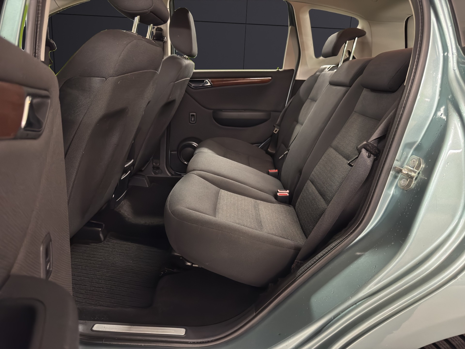 MERCEDES-BENZ A 170 Elégance-image-13