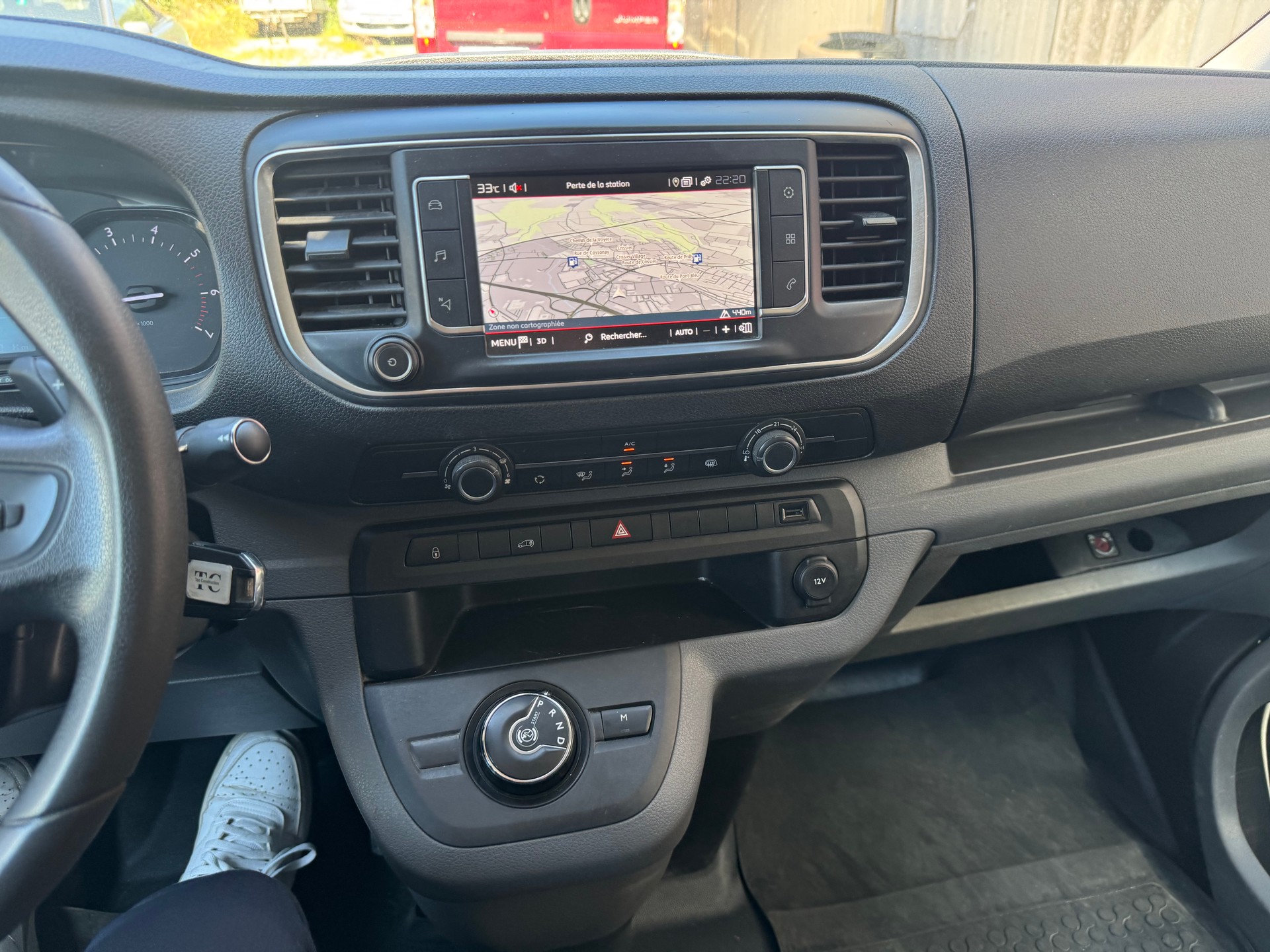 CITROEN Jumpy 2.0 BlueHDi 120 M Club EAT8 garantie 2 ans 🇨🇭-image-9