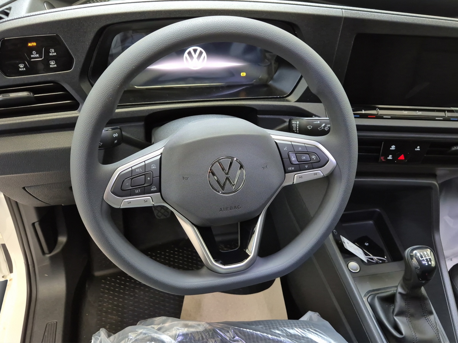 VW Caddy Cargo 2.0TDI 4Motion-image-9
