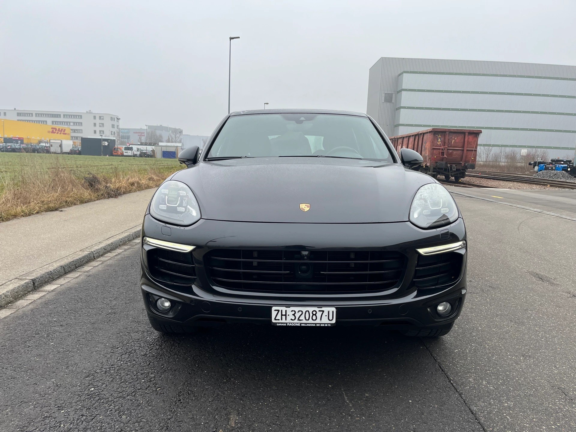 PORSCHE Cayenne S E-Hybrid Platinum Edition-image-1