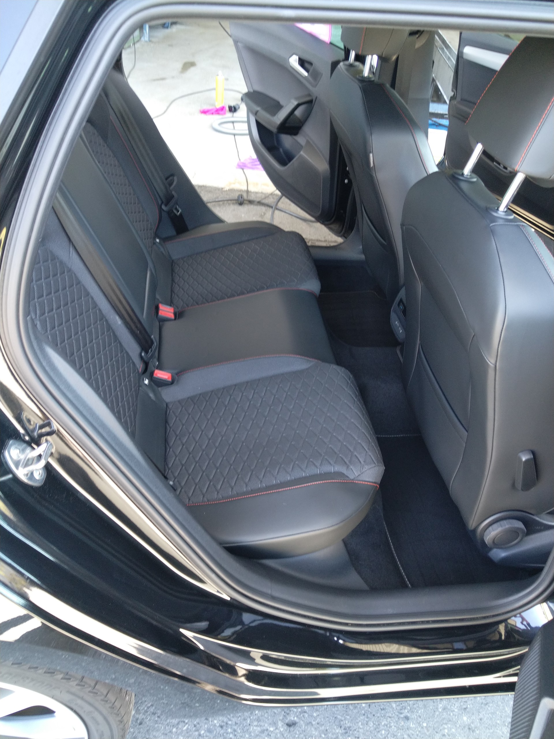 SEAT 1.5 eTSI 150 FR DSG-image-4