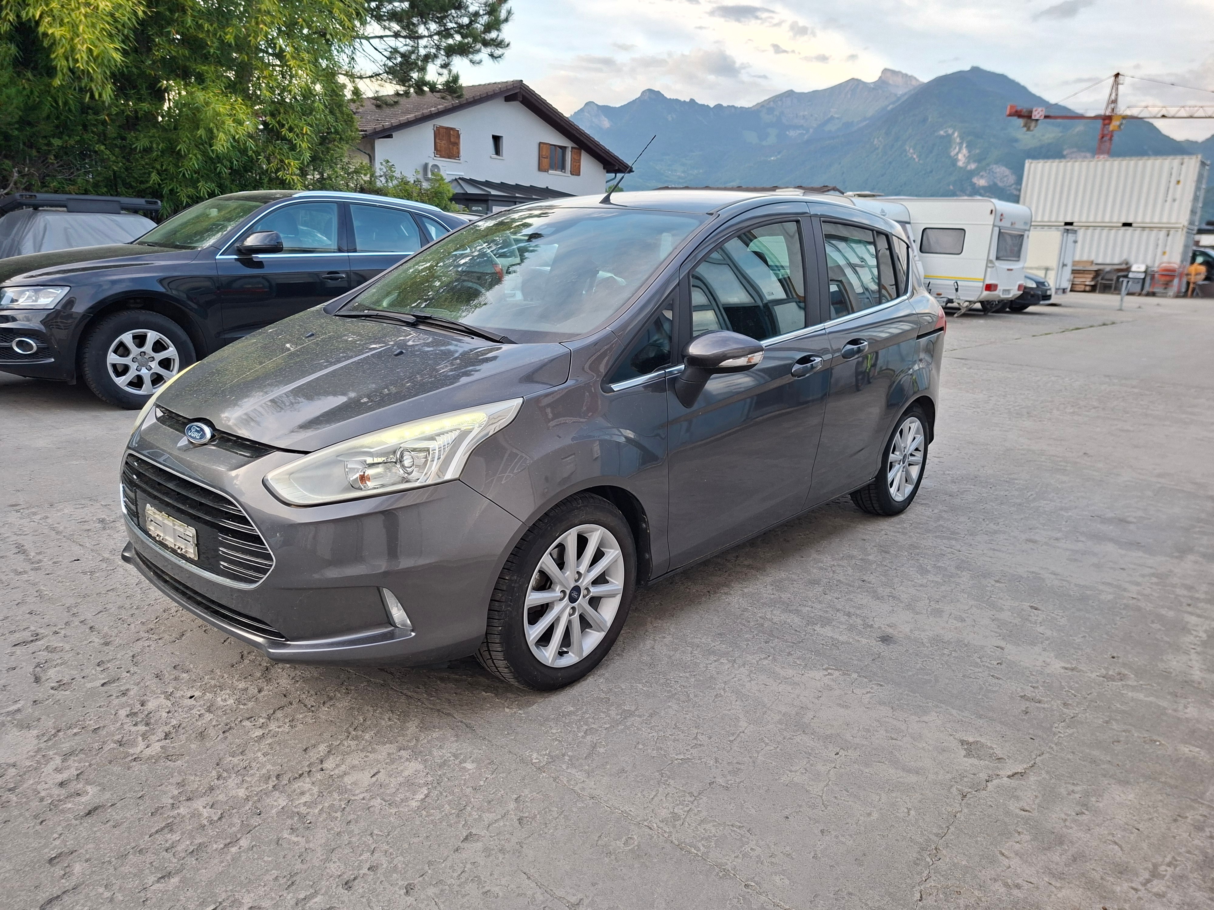 Car photo