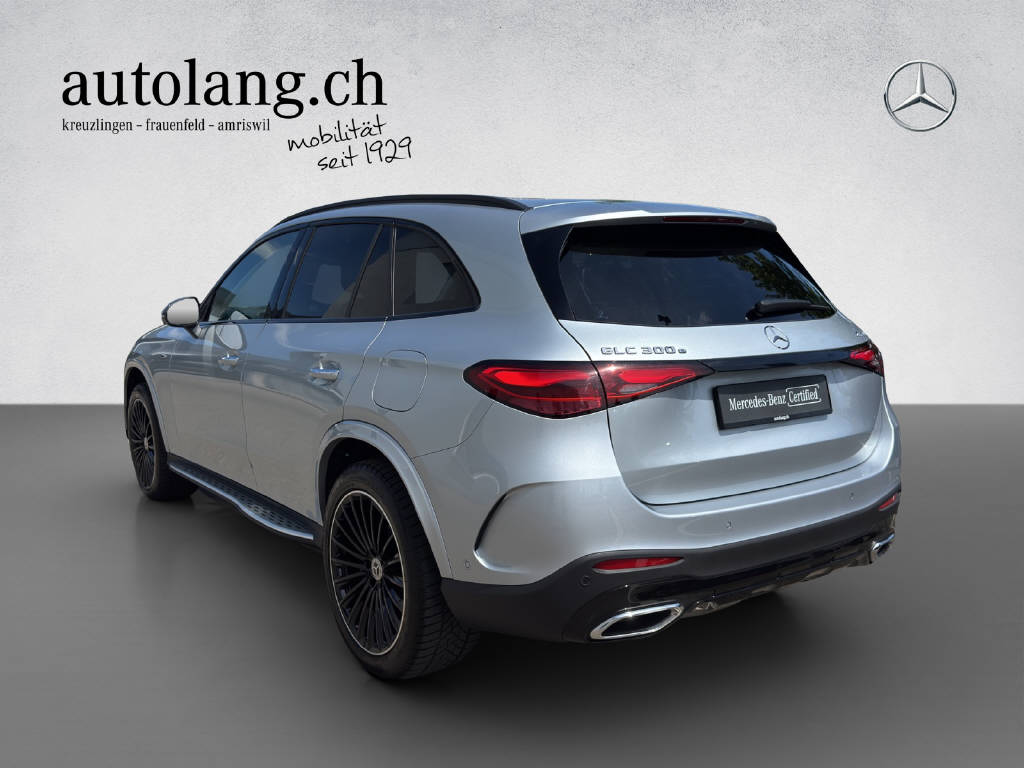 MERCEDES-BENZ GLC 300 e AMG Line 4Matic EQ Star-image-2