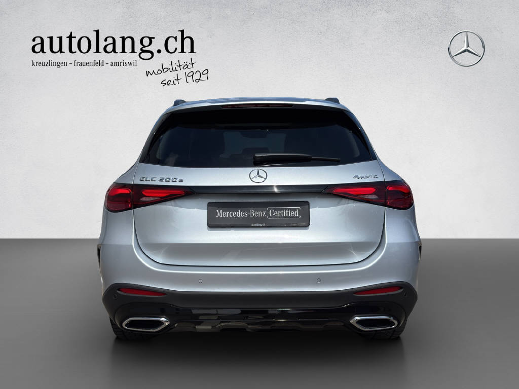 MERCEDES-BENZ GLC 300 e AMG Line 4Matic EQ Star-image-16