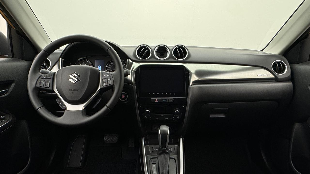 SUZUKI Vitara 1.4 Boosterjet Compact Top 4x4 Hybrid Automatic-image-5