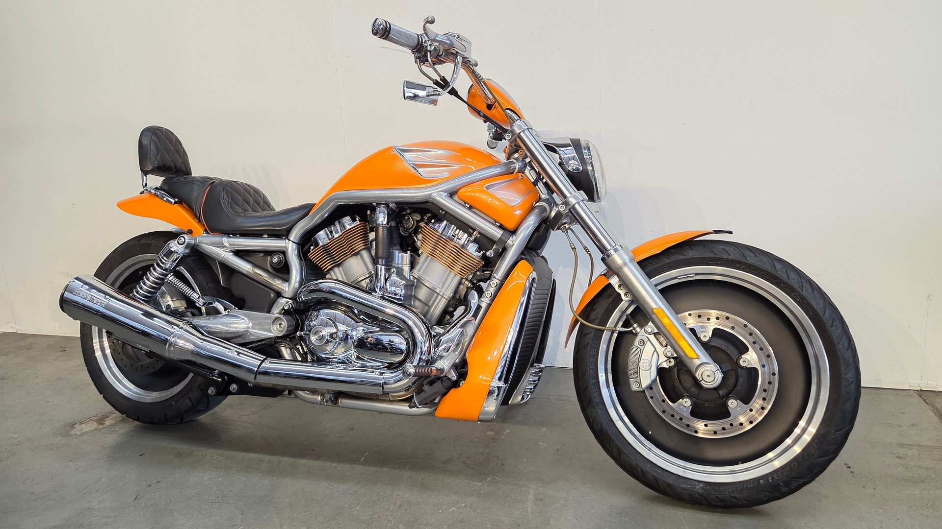 HARLEY-DAVIDSON VRSCA V-Rod A-showroom-element-2