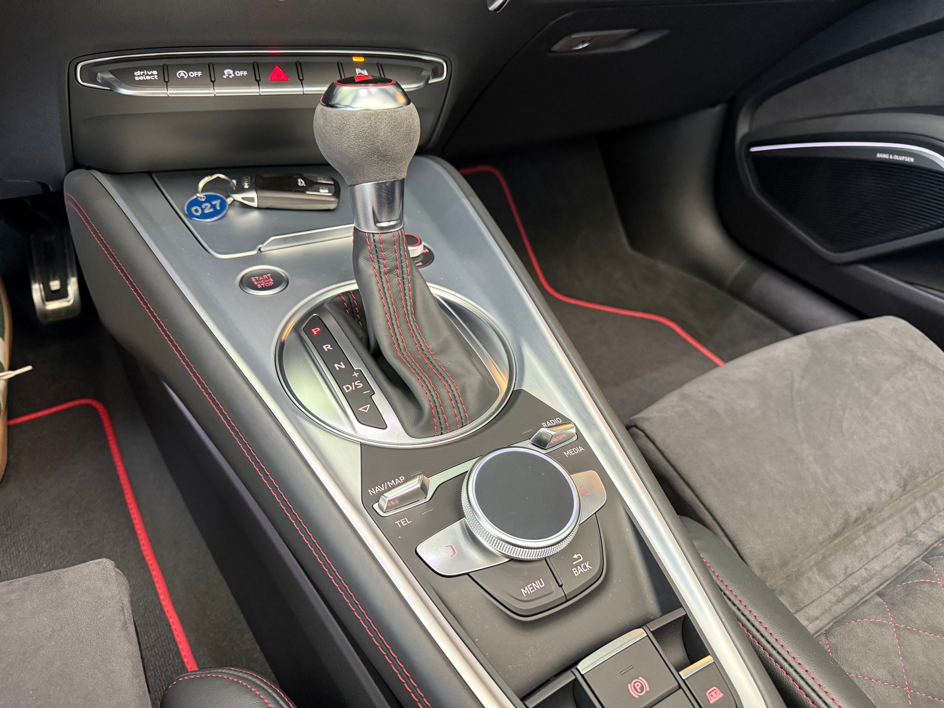 AUDI TT Roadster 2.0 45 TFSI S-Tronic-image-12