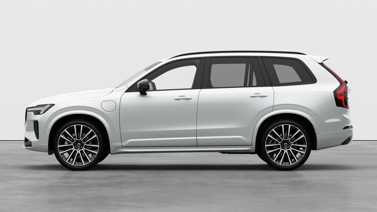 VOLVO XC90 2.0 T8 TE Black Edition eAWD-image-2