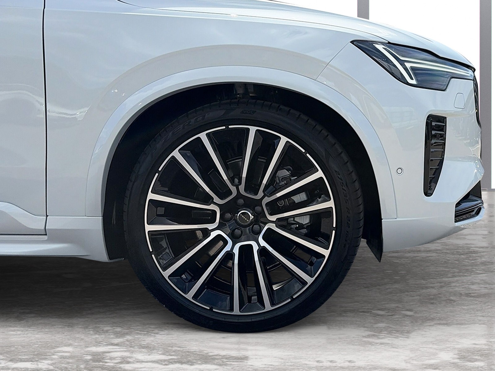 VOLVO XC90 2.0 T8 TE Black Edition eAWD-image-6