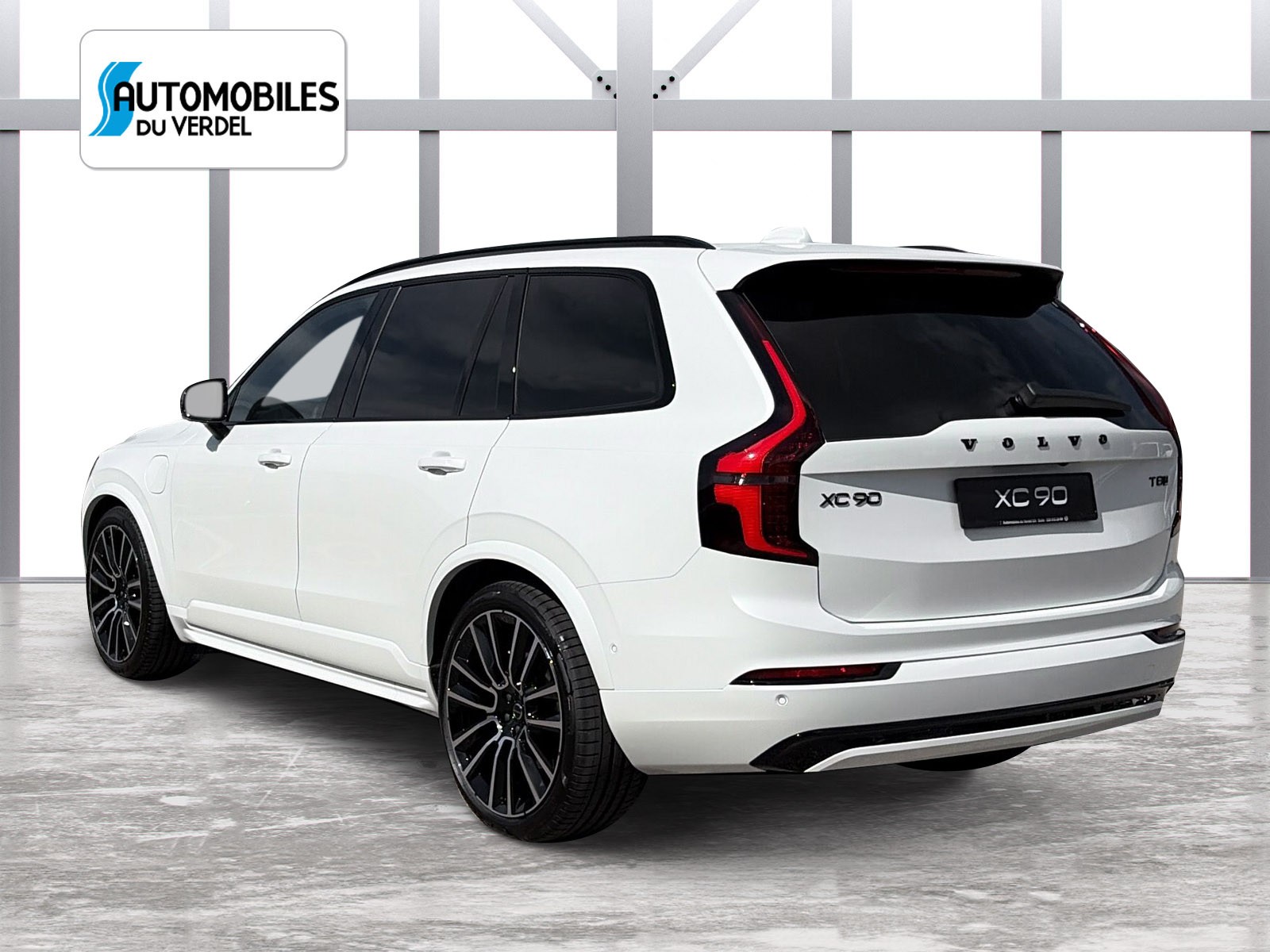 VOLVO XC90 2.0 T8 TE Black Edition eAWD-image-2