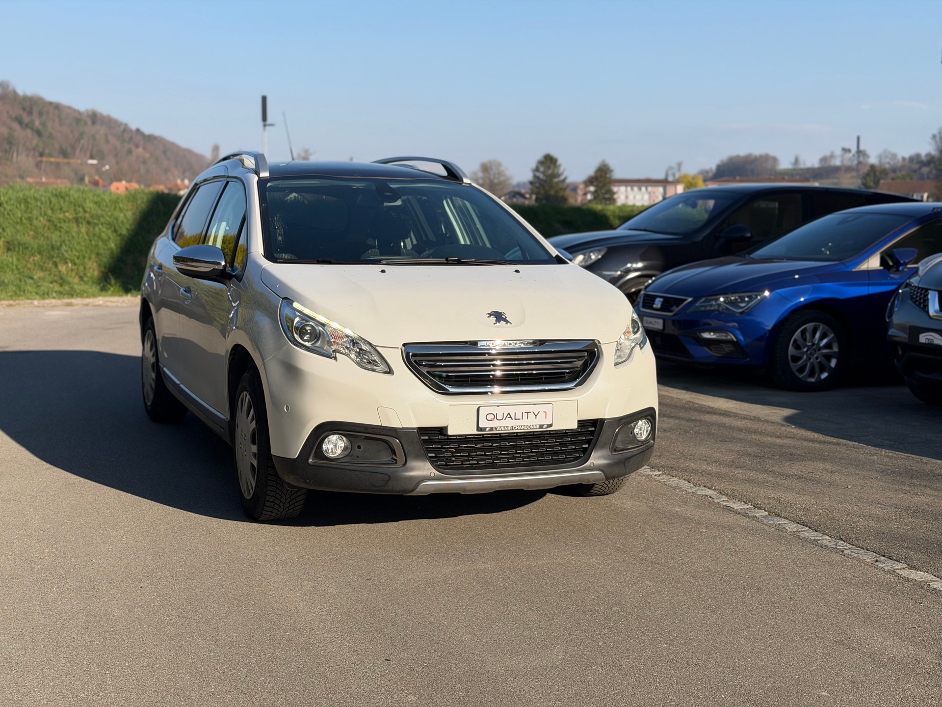 PEUGEOT 2008 1.2 Féline STT-image-2