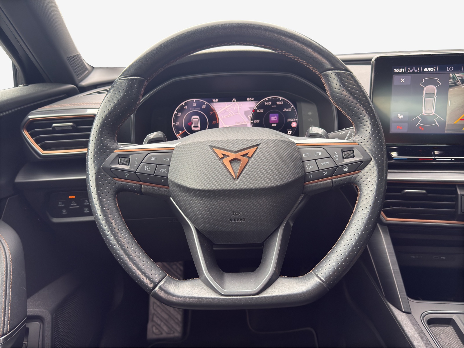 CUPRA Formentor 1.5 TSI Inicio DSG-image-9