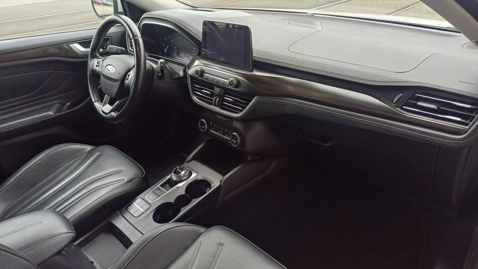 FORD Focus 2.0 TDCi Vignale Automatic, Frisch MFK-image-9