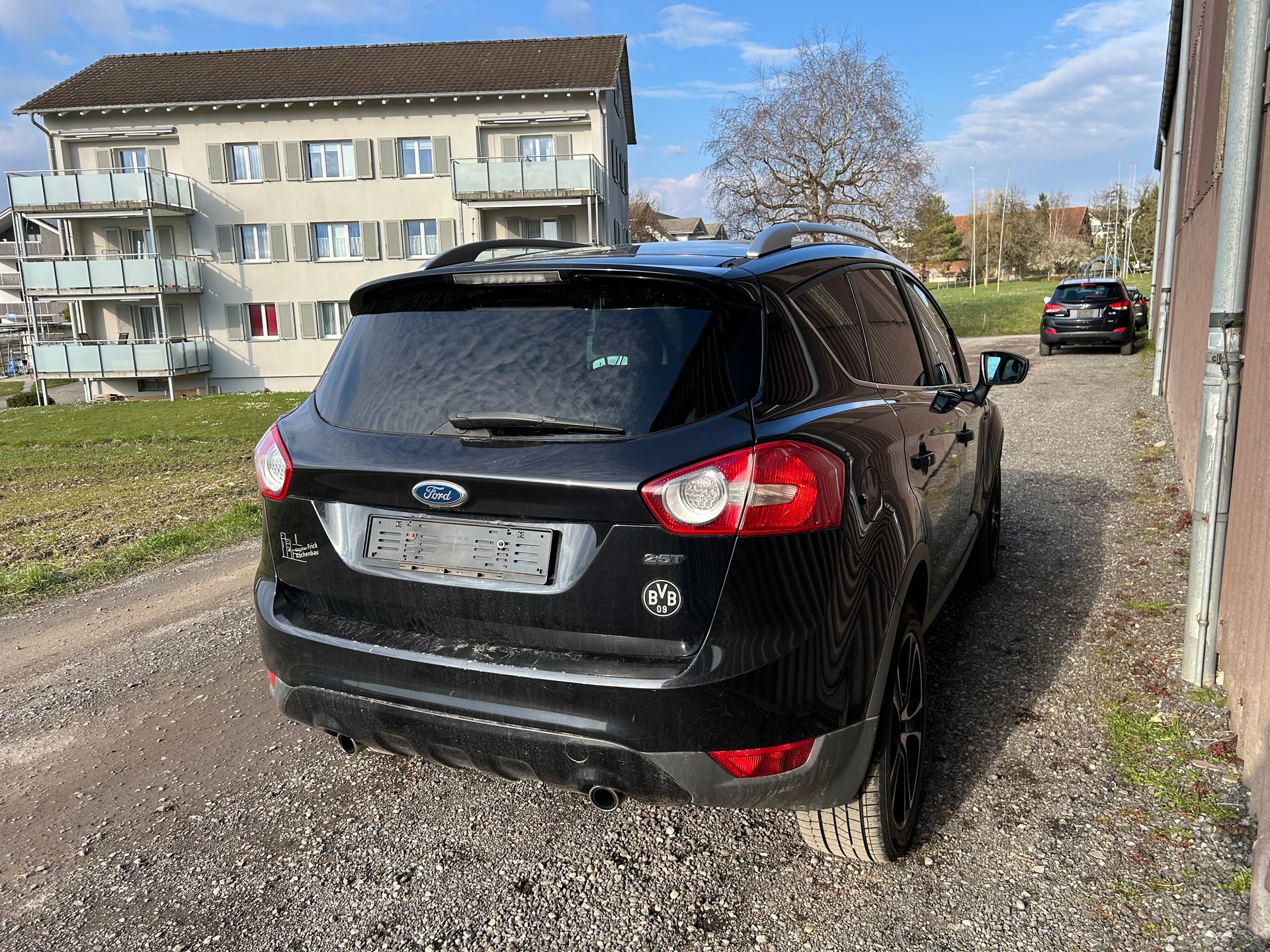 FORD Kuga 2.5 Turbo Titanium 4WD-image-5
