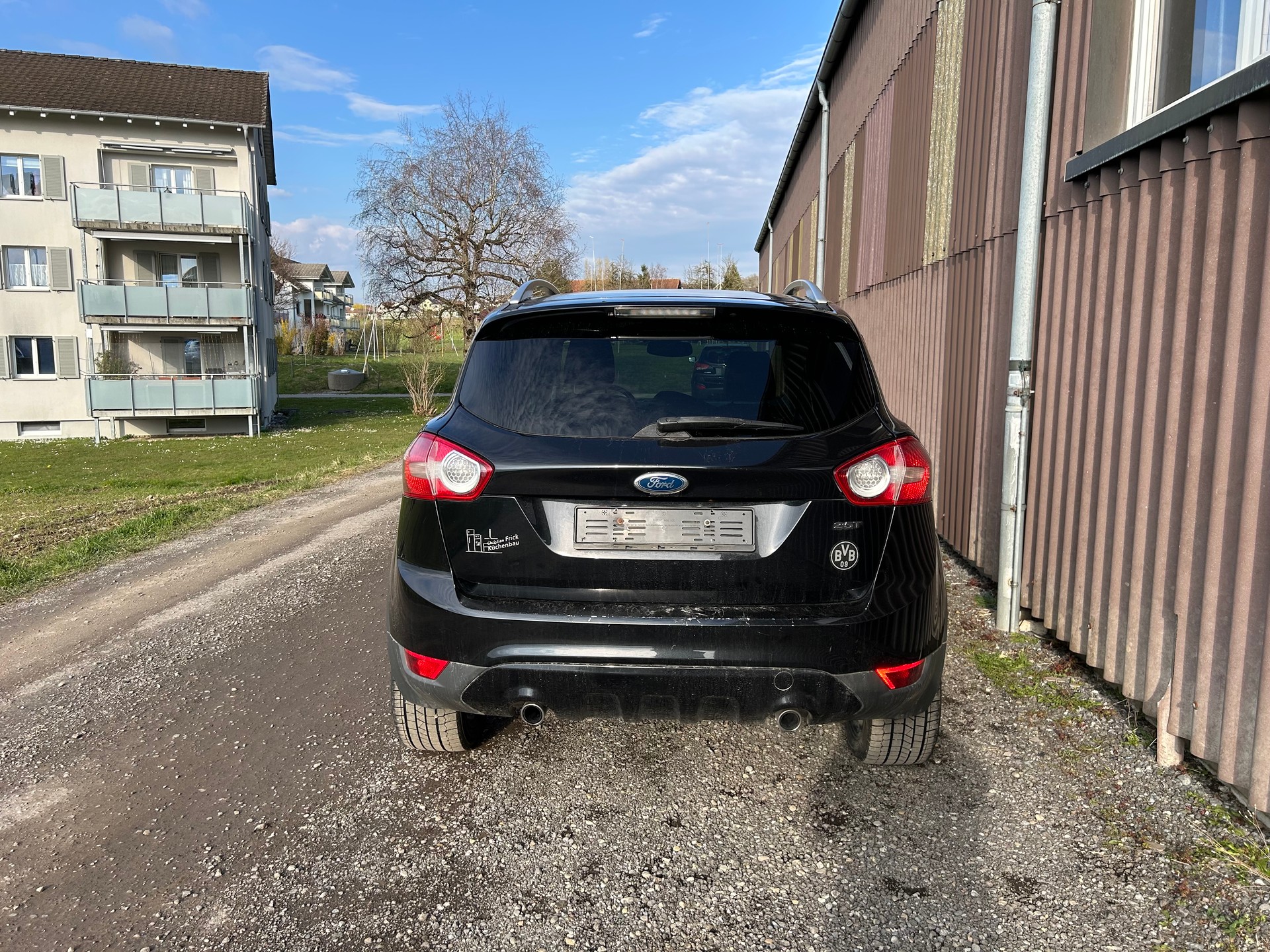FORD Kuga 2.5 Turbo Titanium 4WD-image-6