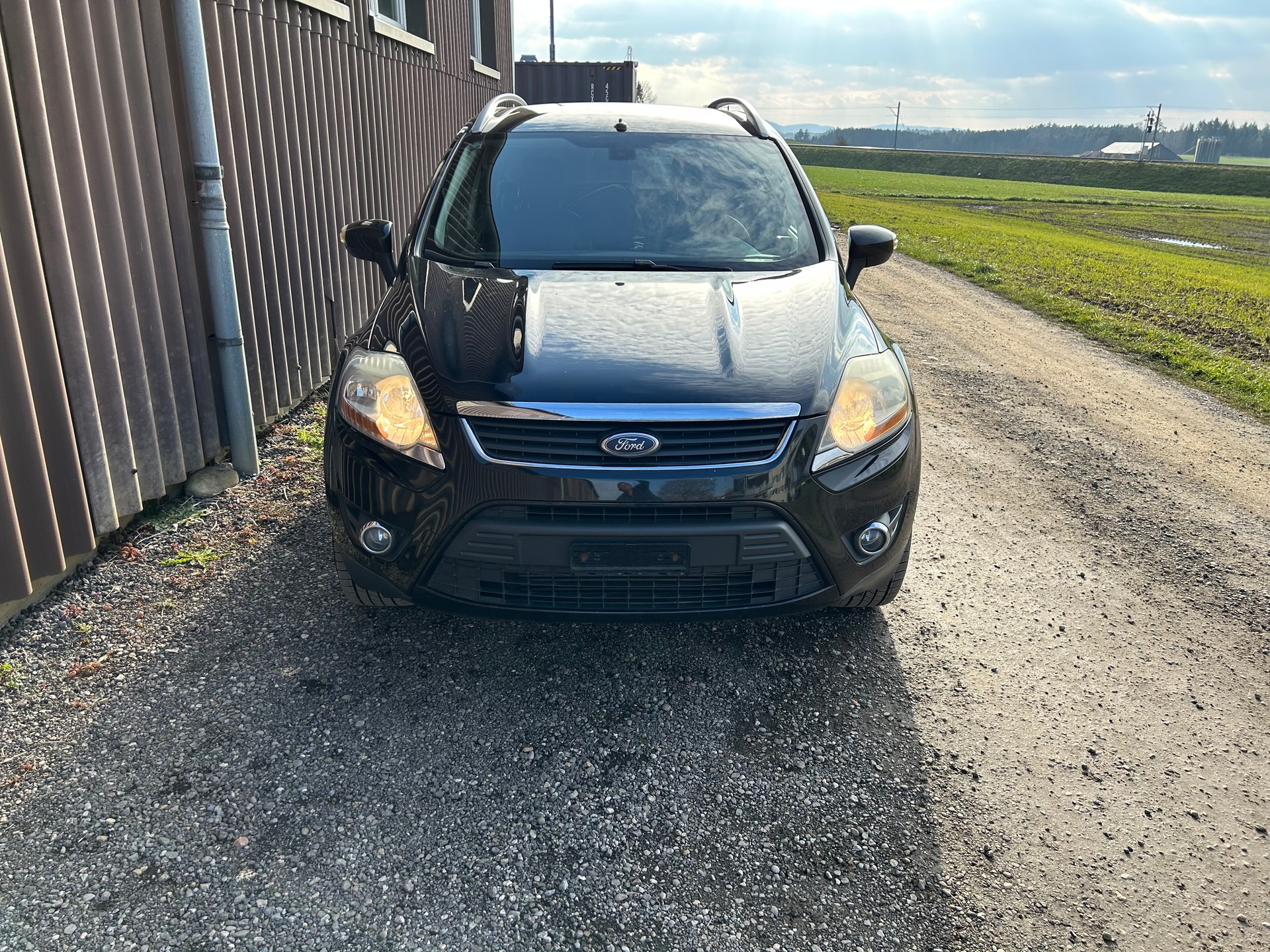 FORD Kuga 2.5 Turbo Titanium 4WD-image-1