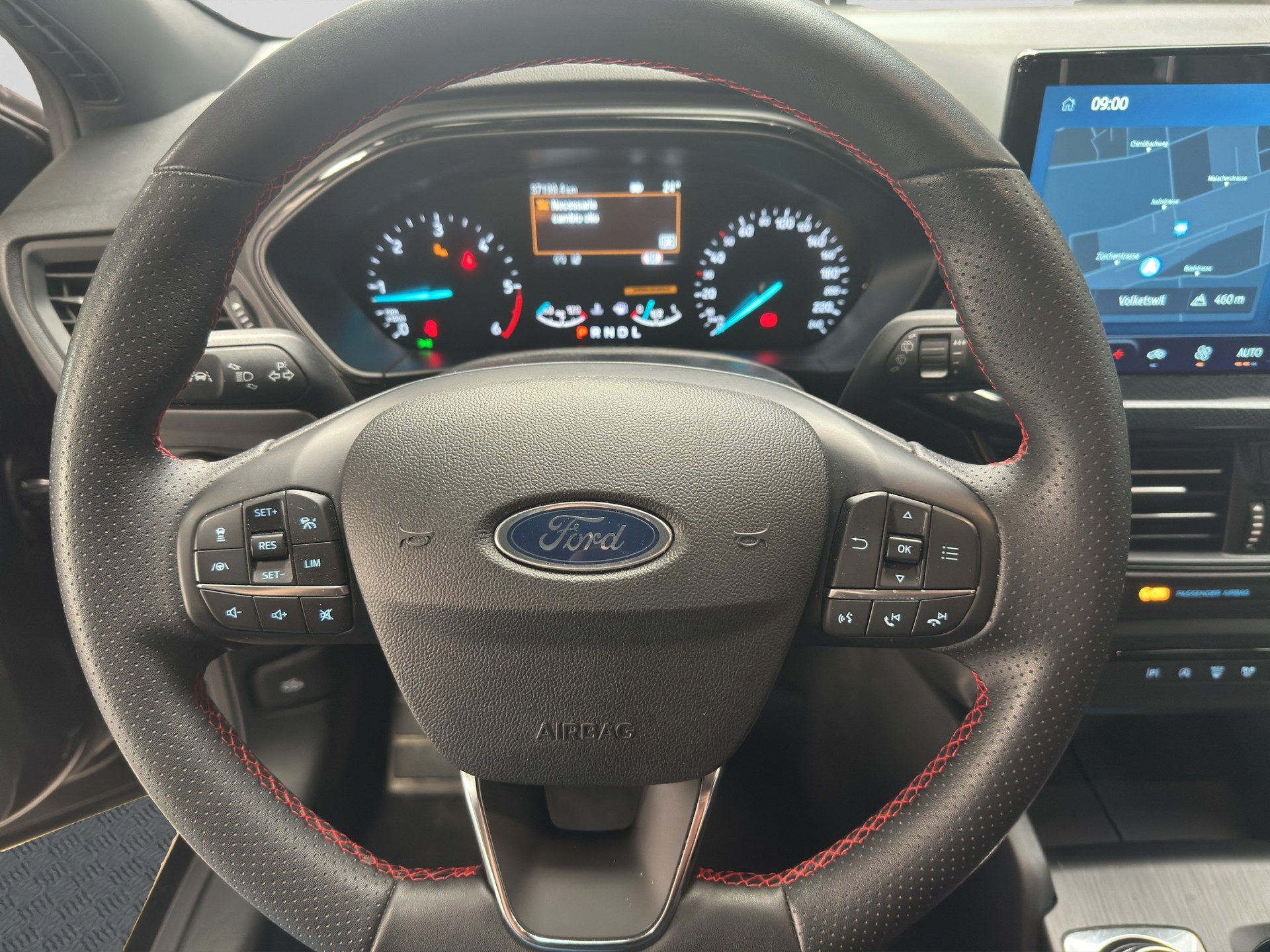 FORD Focus 1.5 TDCi EcoBlue ST-Line Automatic-image-8