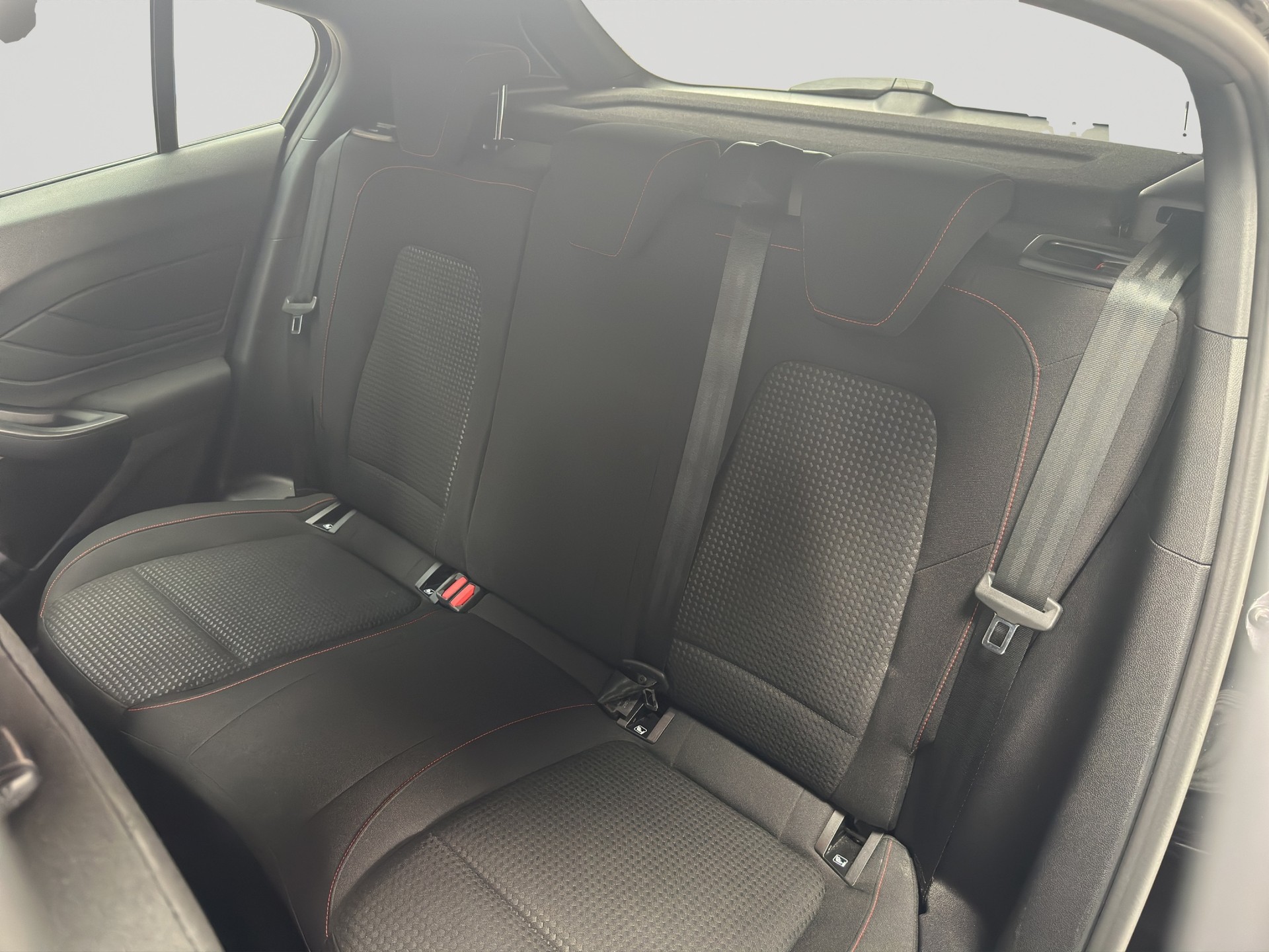 FORD Focus 1.5 TDCi EcoBlue ST-Line Automatic-image-6