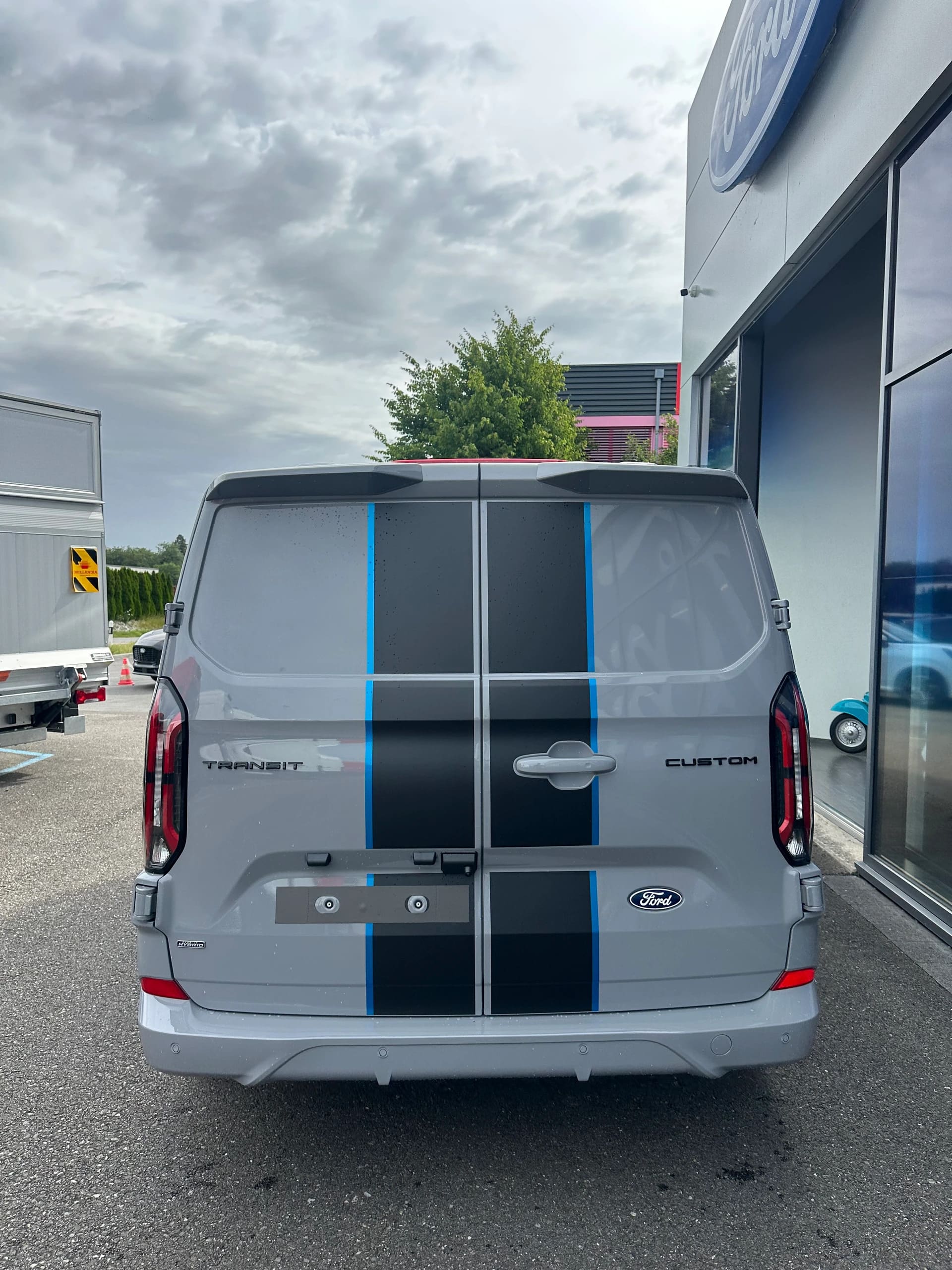 FORD Transit Custom Van 320 L1 2.5 Durat Sport/PHEV-image-4
