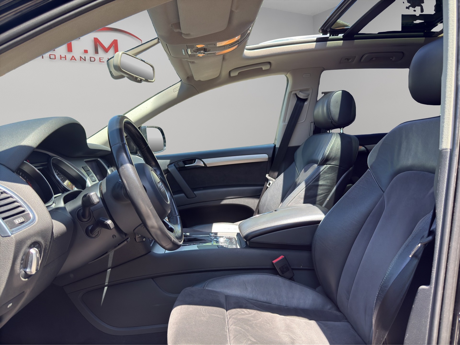 AUDI Q7 3.0 TDI quattro tiptronic-image-14