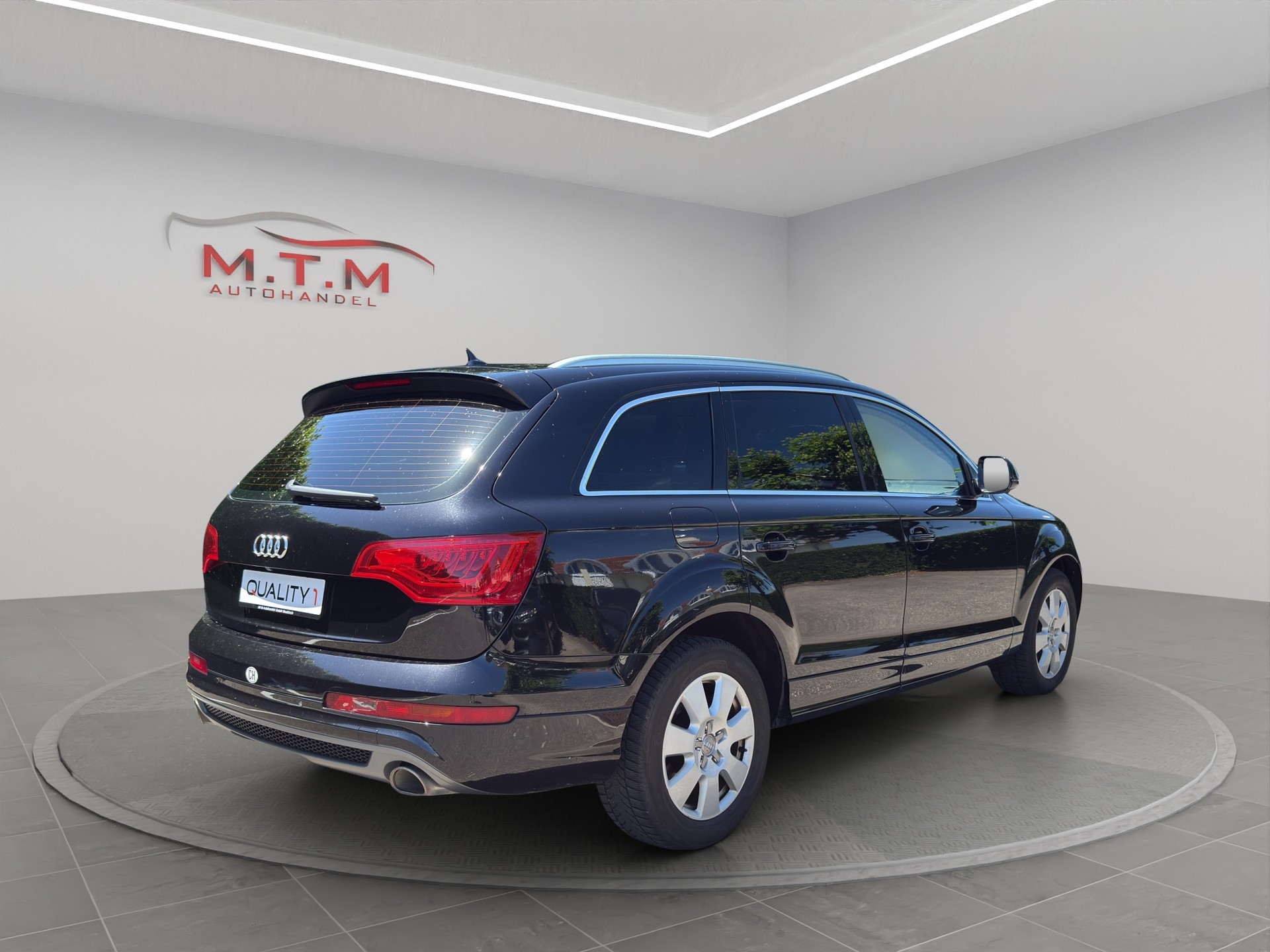 AUDI Q7 3.0 TDI quattro tiptronic-image-13