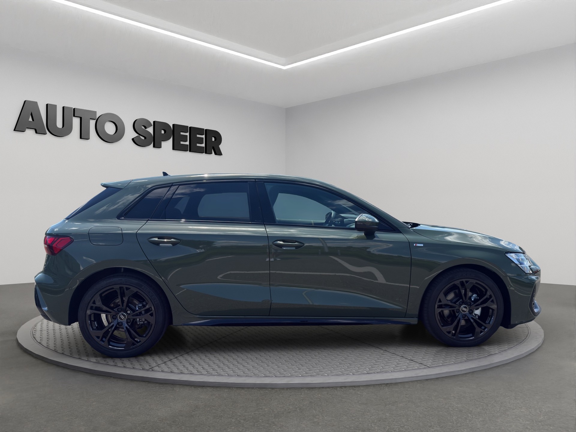 AUDI A3 Sportback 1.5 TFSI S Line S-Tronic-showroom-element-2