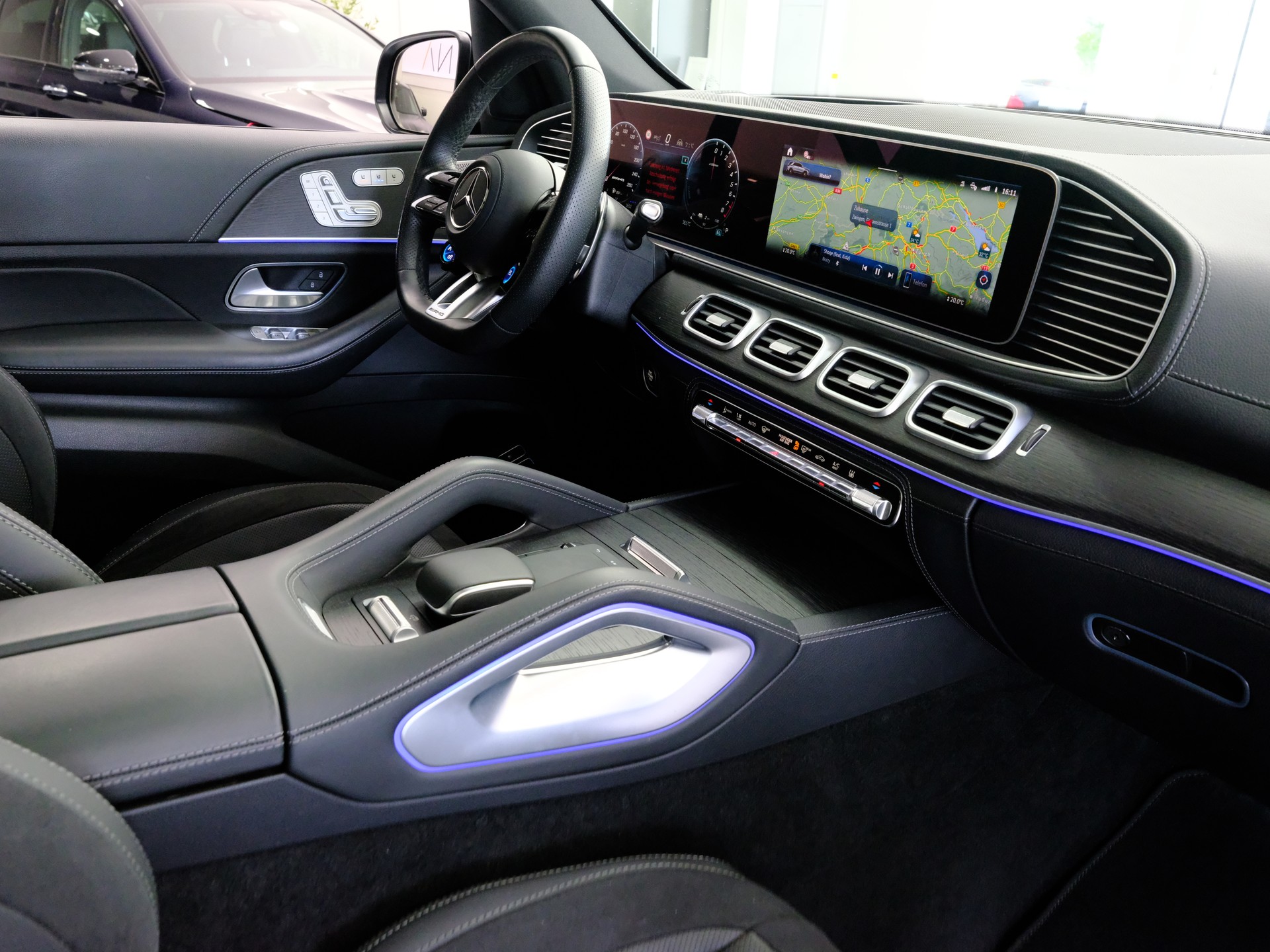 MERCEDES-BENZ GLE 53 AMG Hybrid 4Matic+ 9G-Tronic-image-16