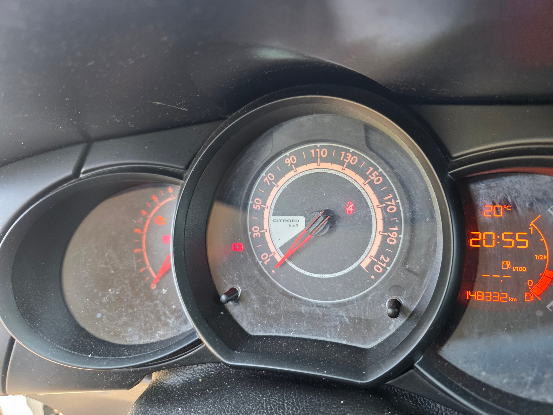 CITROEN C3 1.0i Attraction-image-8