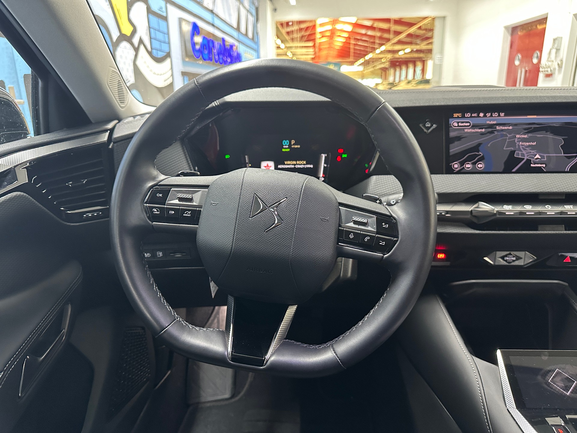 DS AUTOMOBILES DS 4 1.6 E-Tense Trocadero-image-10