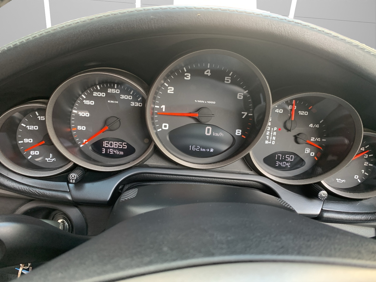 PORSCHE 911 Cabrio Carrera-image-9