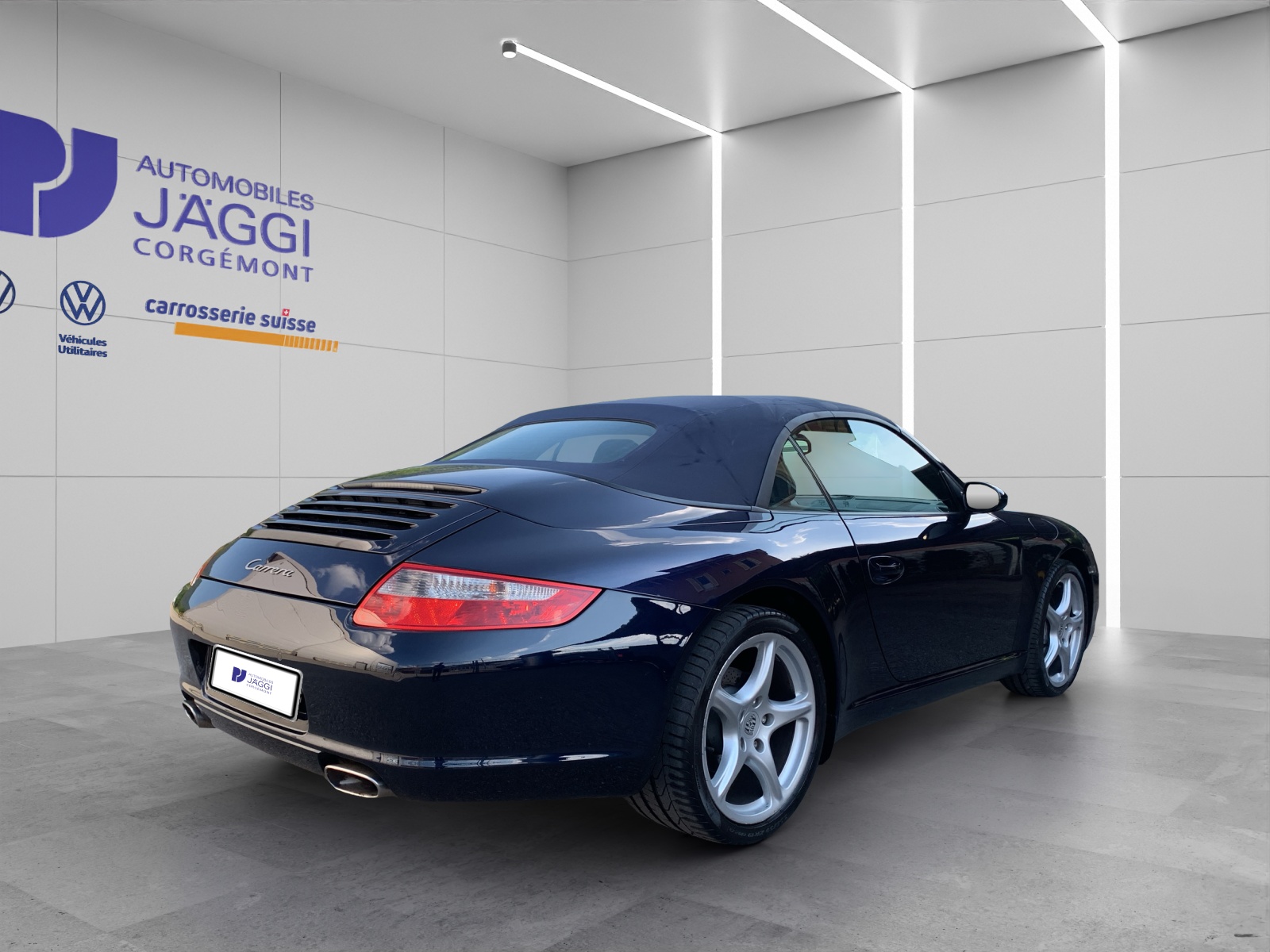PORSCHE 911 Cabrio Carrera-image-4