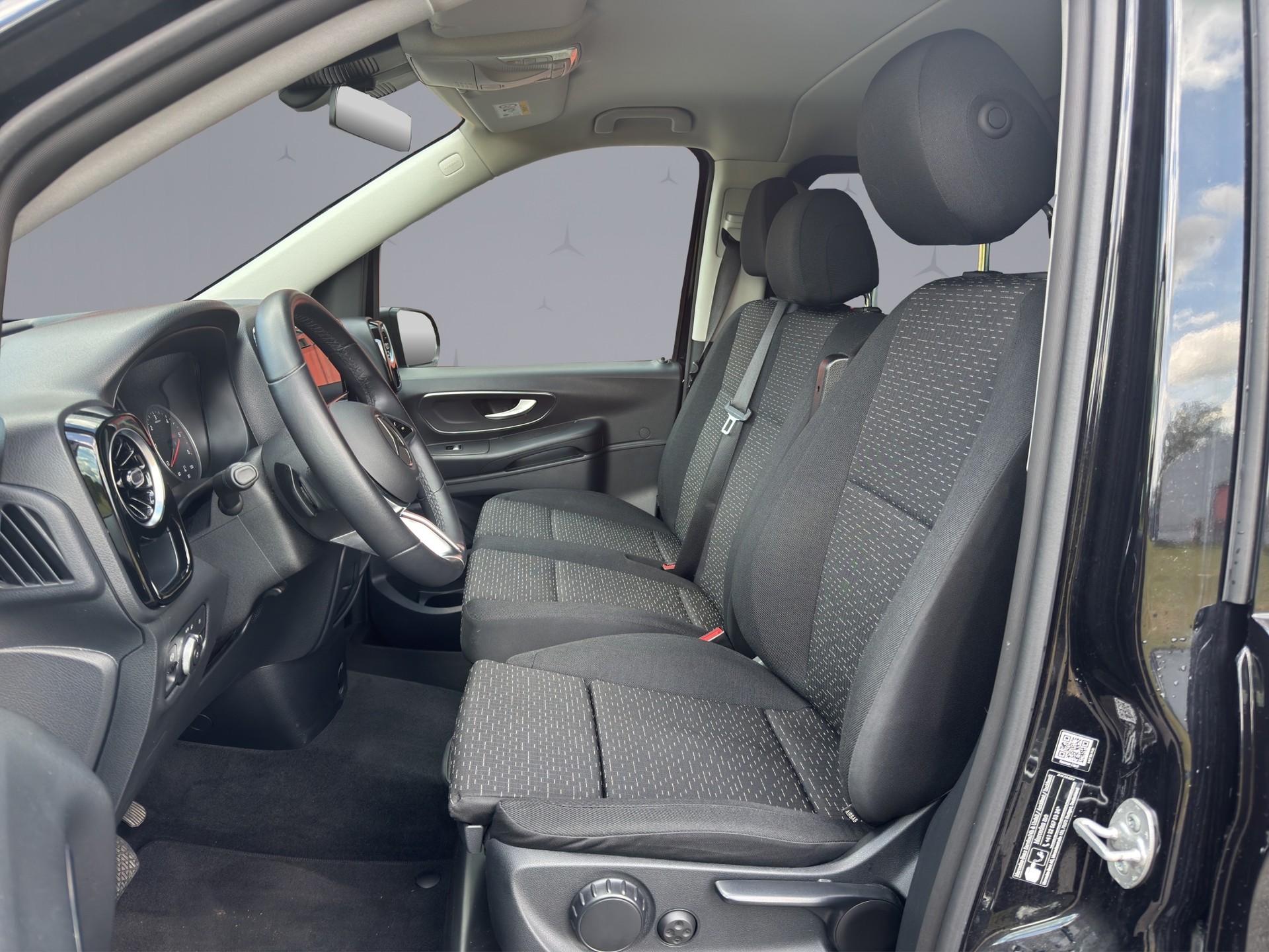 MERCEDES-BENZ Vito 116 Kombi L Select 4M-image-8