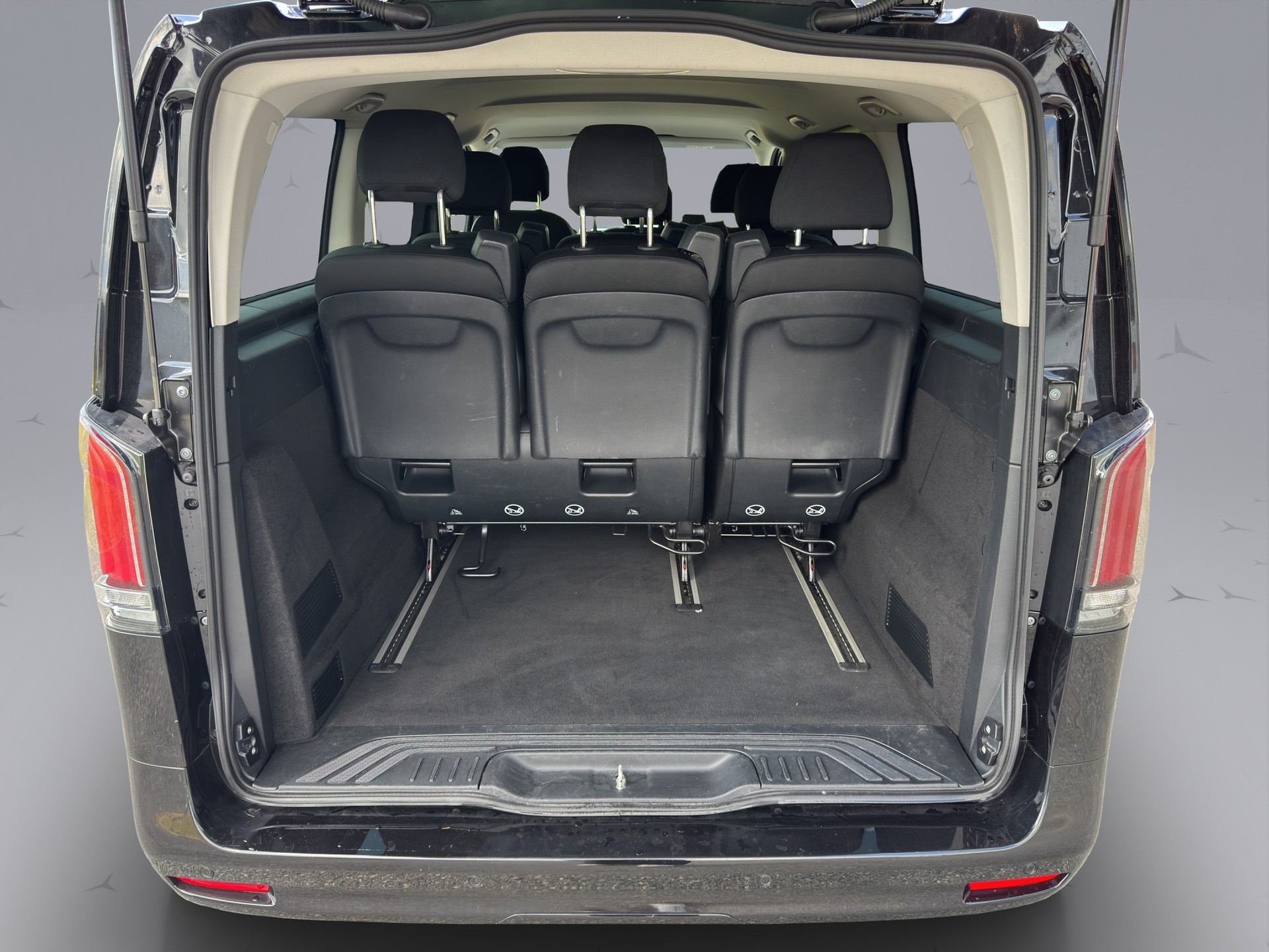MERCEDES-BENZ Vito 116 Kombi L Select 4M-image-15