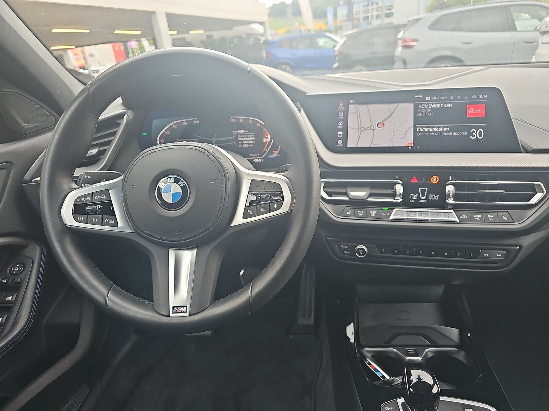 BMW 118i M Sport Steptronic-image-11